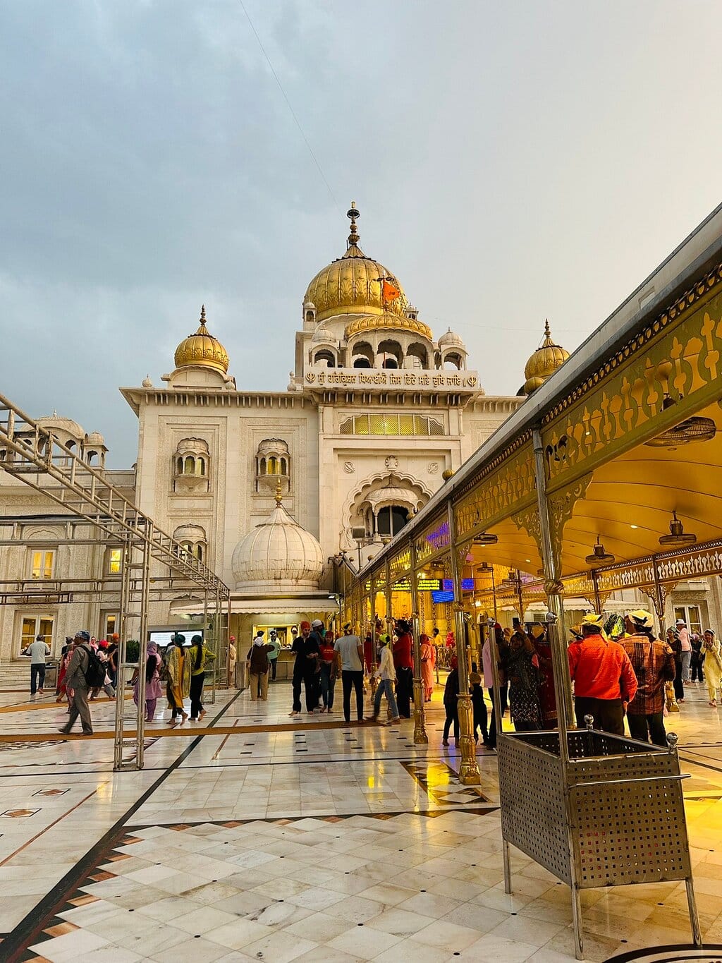 New Delhi : Night View of Delhi Tour - 4 Hrs